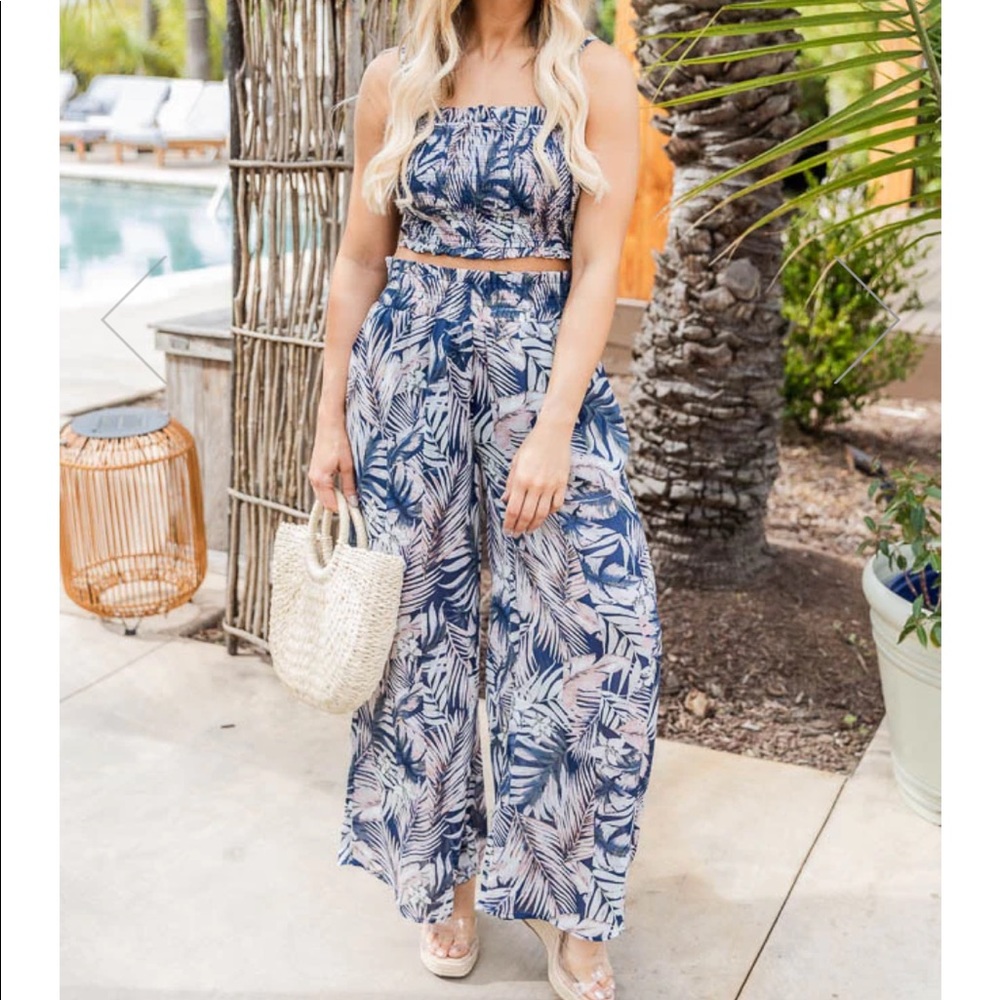 Pink lily 2 piece set